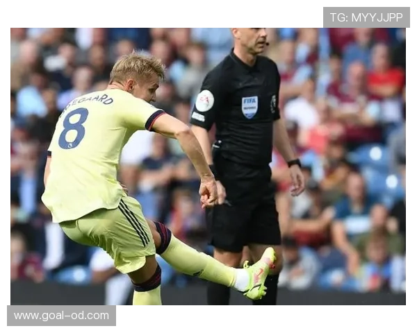 坎塞洛租借回归后状态回暖，表现稳健