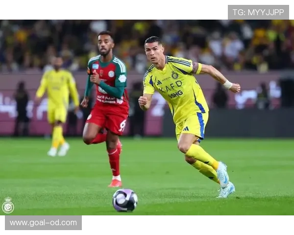 C罗晚年竞技状态是否下滑 赛事数据与实战表现深度解析